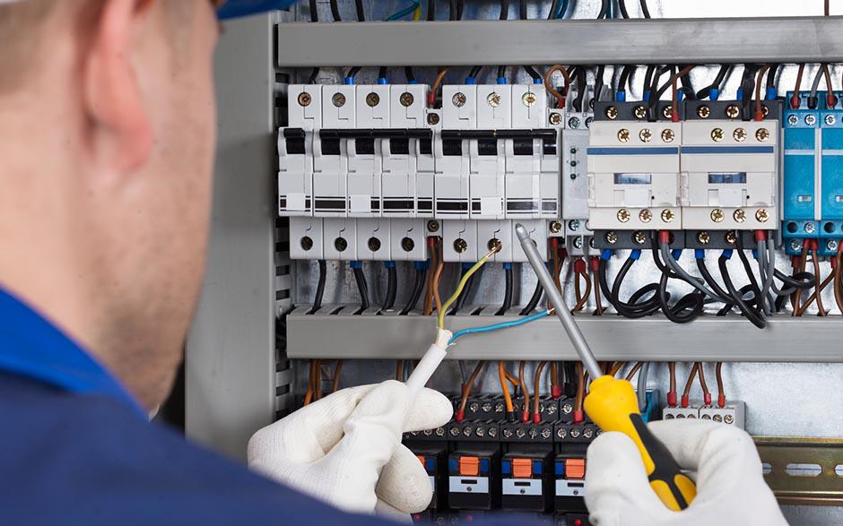 électricien de maintenance Thomery